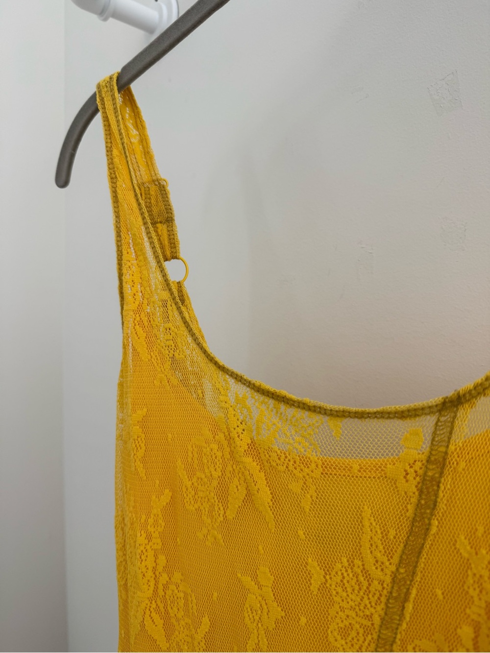 Urban Outfitters Yellow Lace Slip Dress - Picture 4 of 8